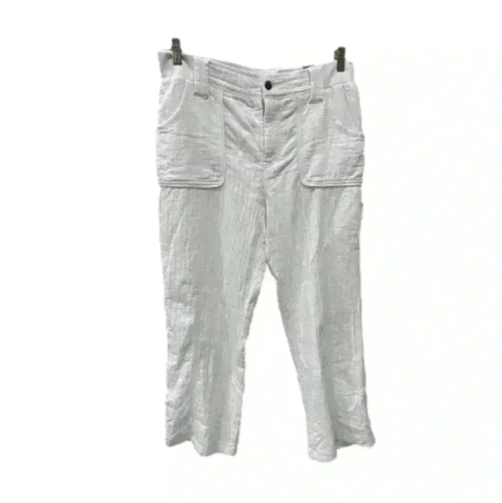 - Chico’s Soft Cargo Jogger Crinkle Cotton Pants NWT.  Size 1.5. Chicos NWT